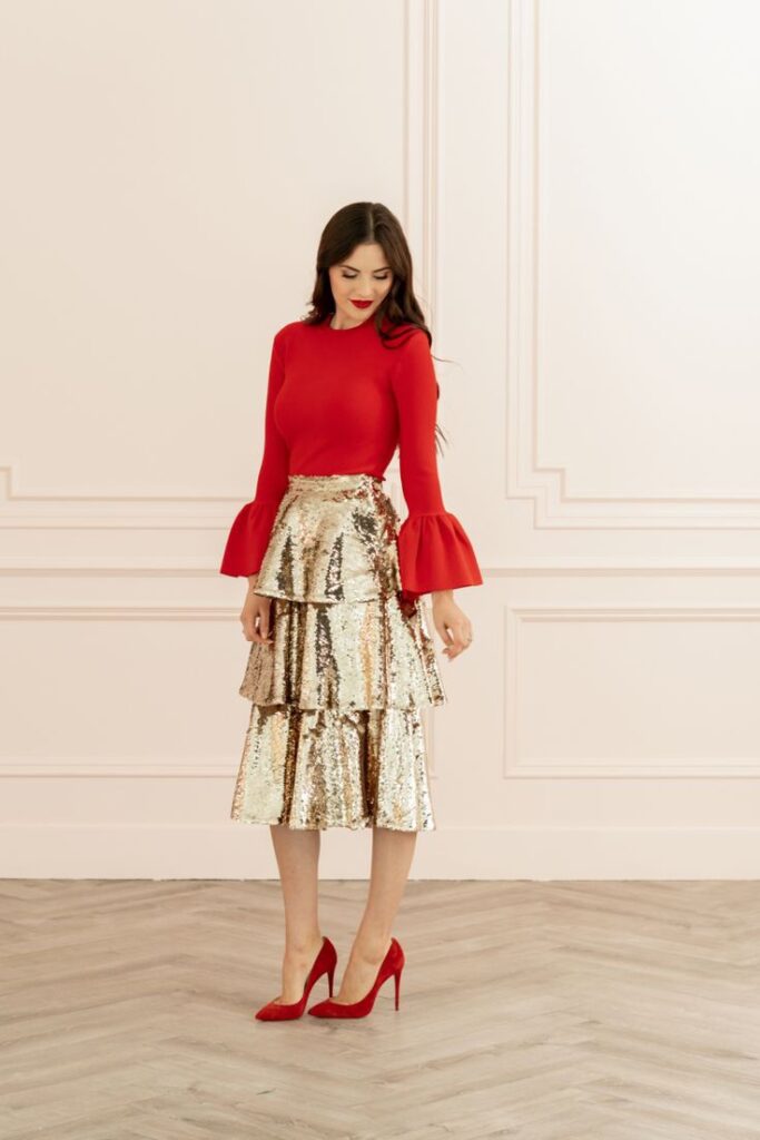 Classic Red & Gold Combo:Timeless Elegance for the Holidays