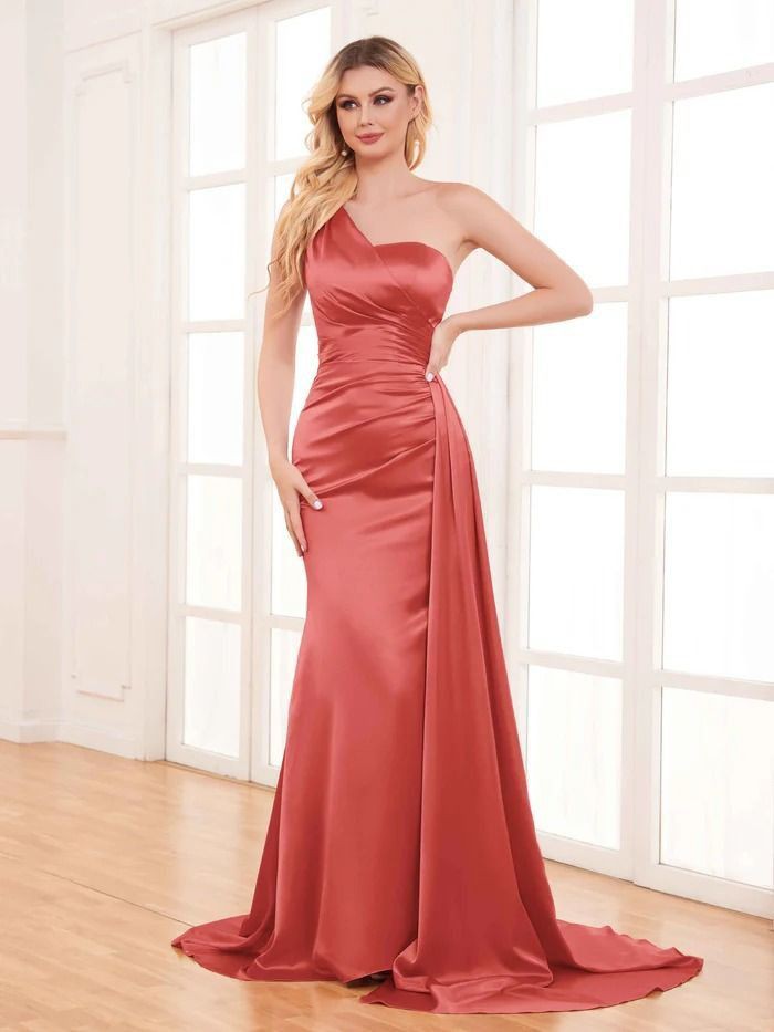  Classic Satin Column Bridesmaid Dresses