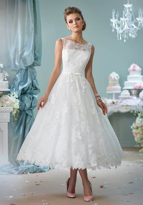 Teen Wedding Antique Details Dress