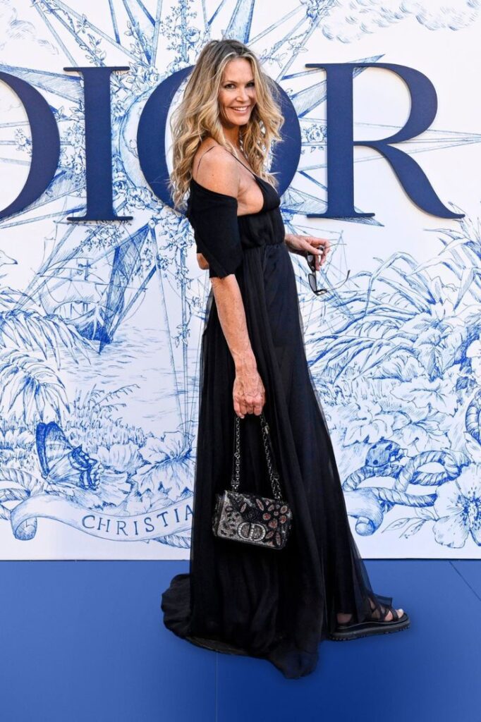 The Iconic Style of Elle Macpherson Dior