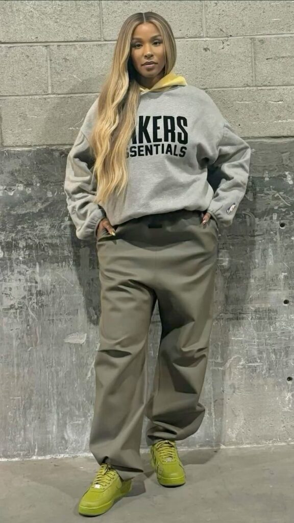 The Power of Subtlety in Her Courtside Fashion