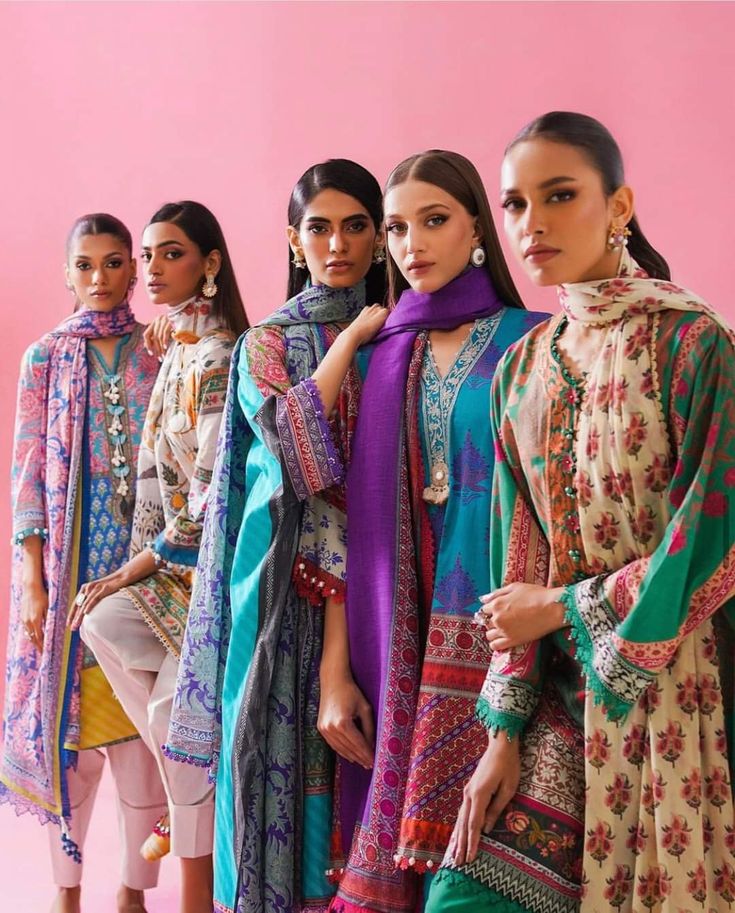 Alkaram Lawn Designs – Trendy or Repetitive