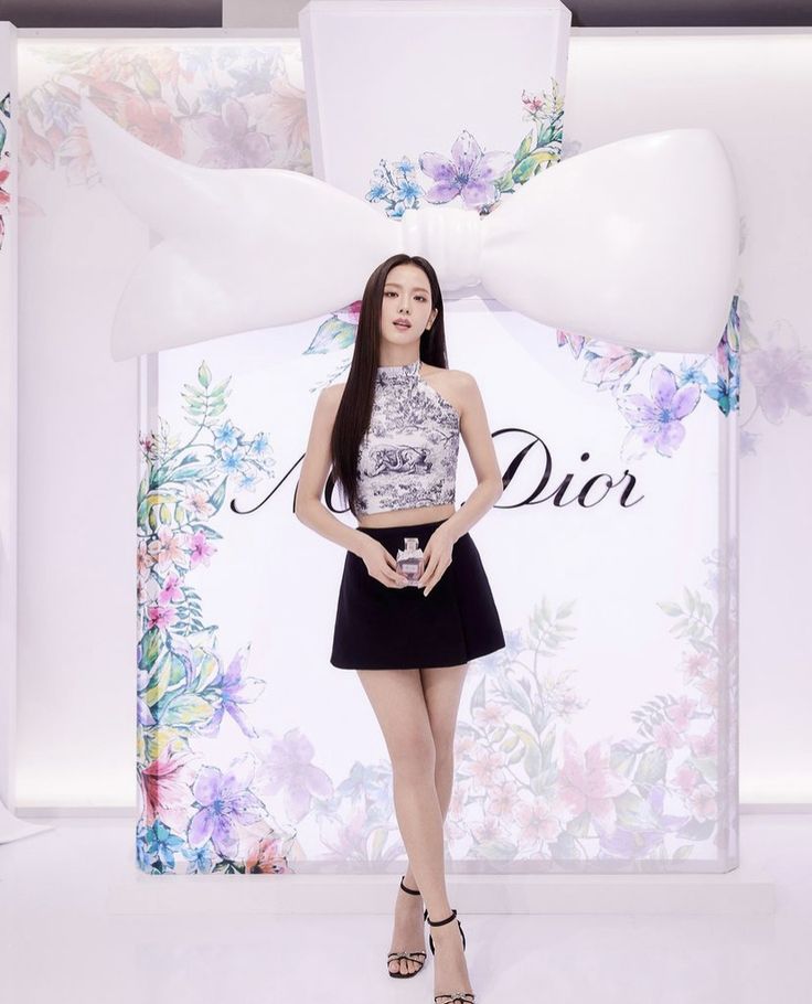 Jisoo at Dior – Exclusive Gifts and VIP Treatment