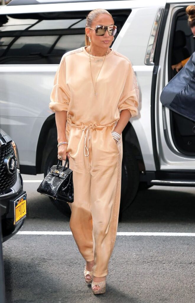 How to Recreate JLo’s Streetwear Style