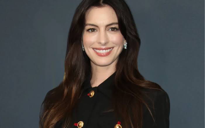 Anne Hathaway Style Secrets You’ll Love