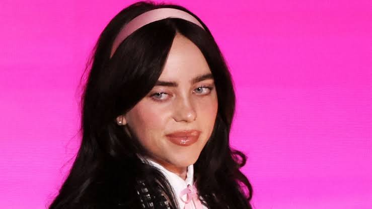 The Billie Eilish Look: A Fashion Evolution